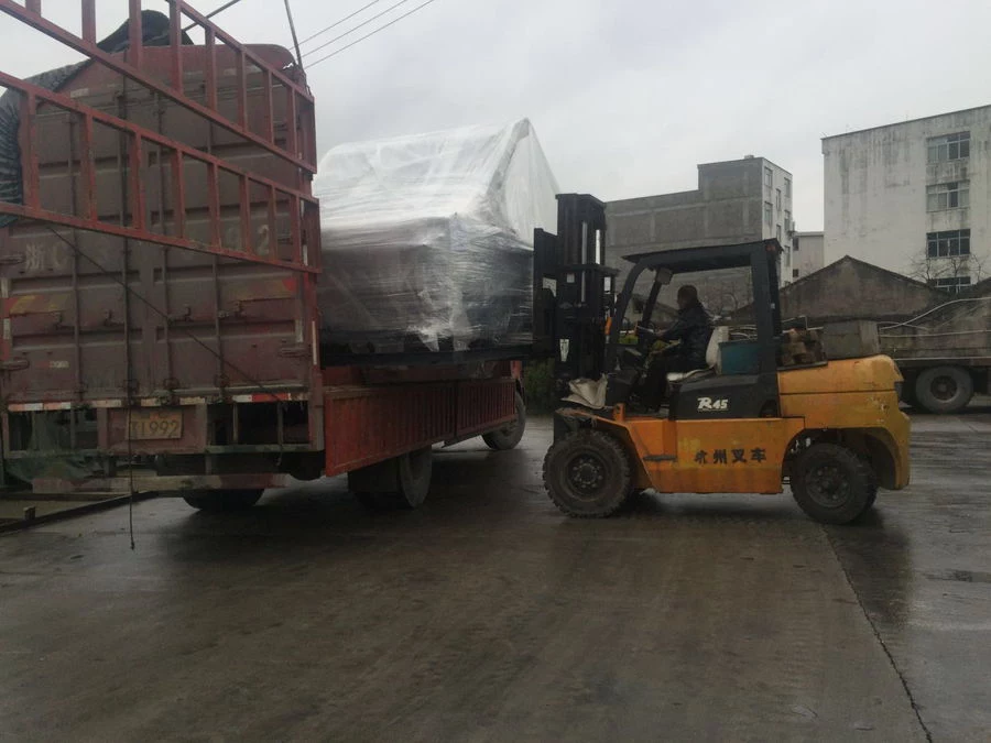 Semi-automatic laminating machine exported to Algeria