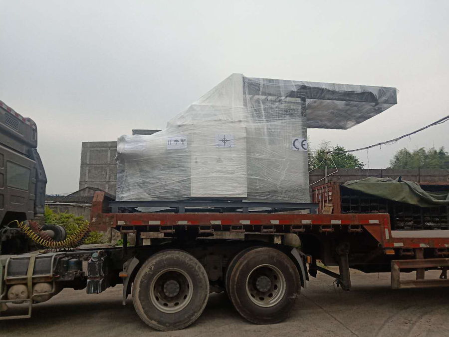 high speed servo laminating machine delivered to Vietnam