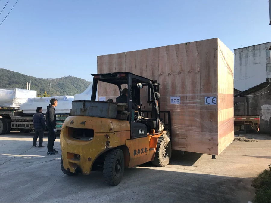 Exported to Turkey :YB-1450ES automatic laminating machine and stacker