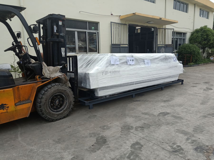 Fully automatic model 1300 Shipped to Istanbul，Turkey