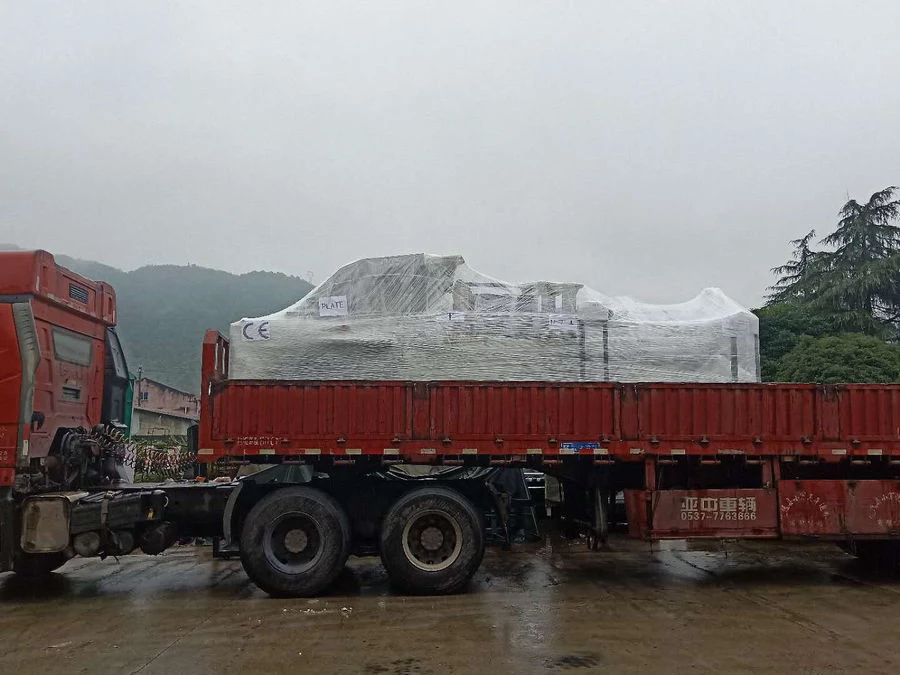 YB-1100B SEMI-AUTOMATIC FLUTE LAMINATING MACHINE DELIVERY TO PORTUGAL