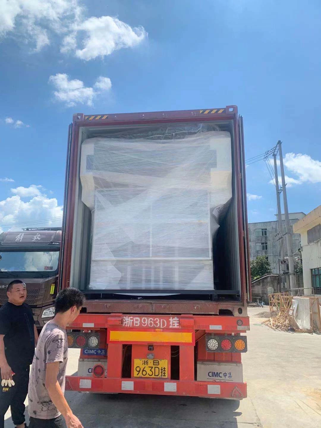 YB-1450H High Speed Servo Type Laminating Machine Deliver to Spain