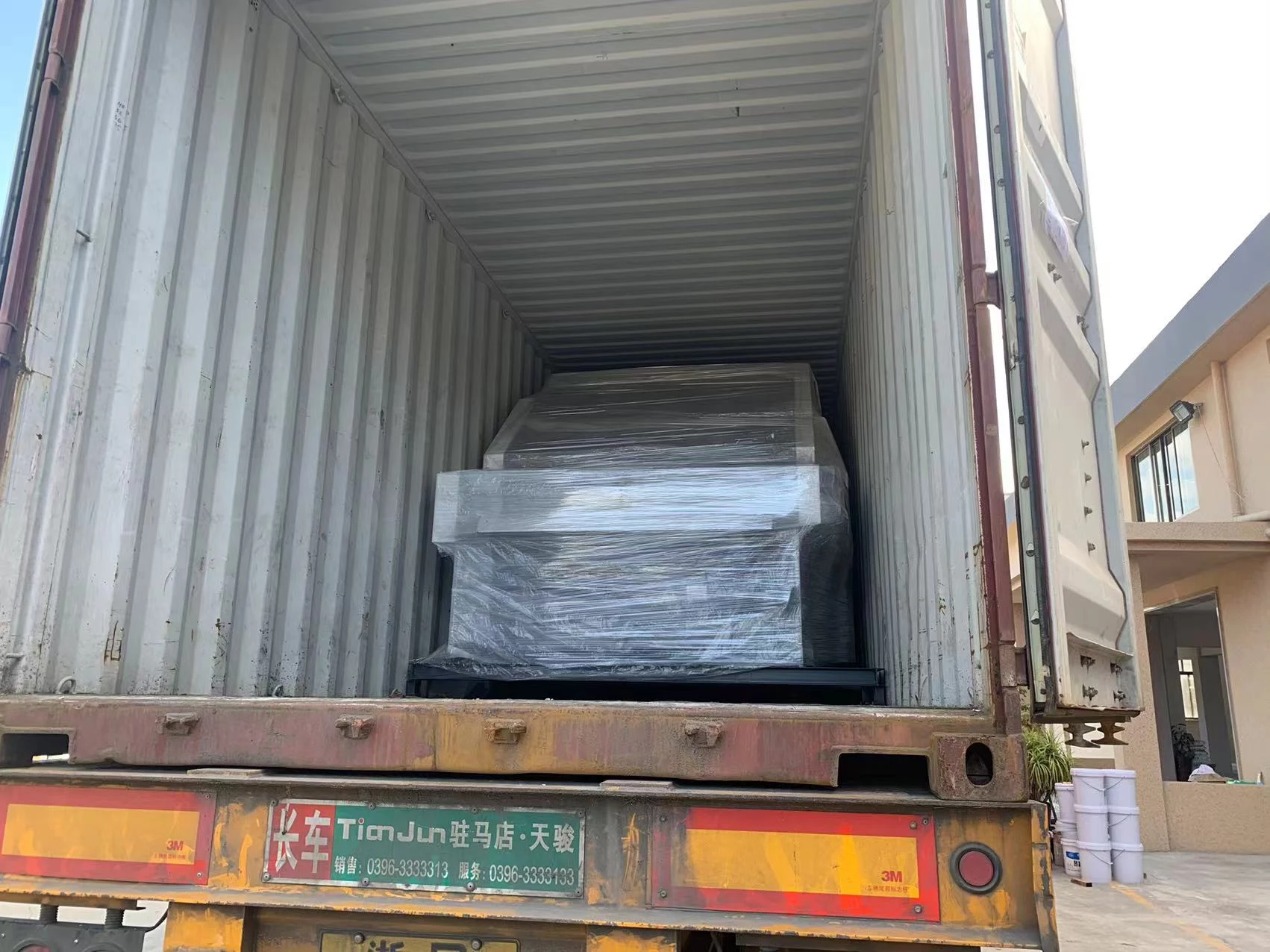 YB-1450HS High Speed Servo Type Laminating Machine and Auto pile turner and stacking machine deliver to Korean Customer