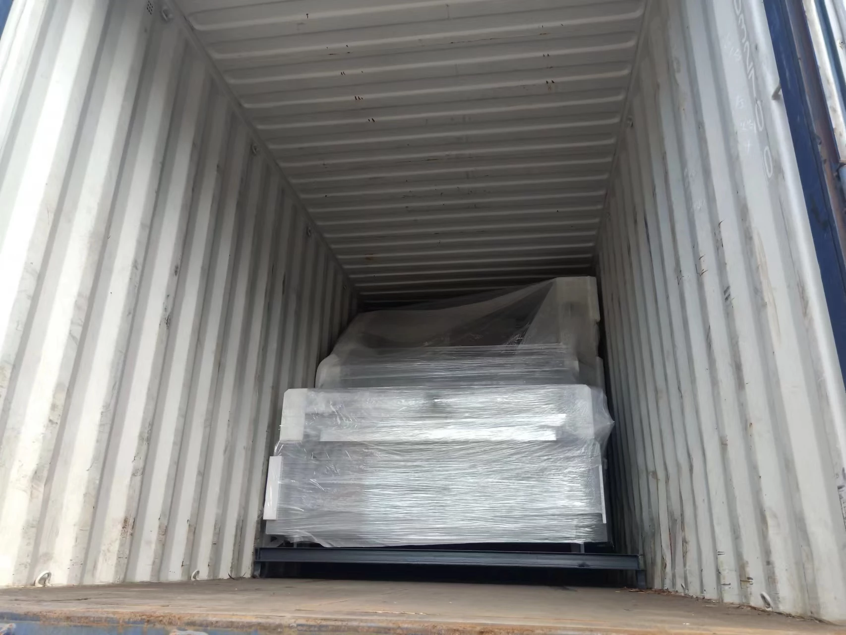 YB-1450H High Speed Servo Type Laminating Machine Deliver To Vietnam