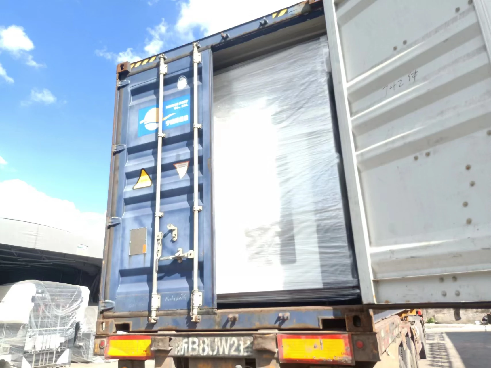 YB-1450H High Speed Servo Type Laminating Machine Deliver To Vietnam
